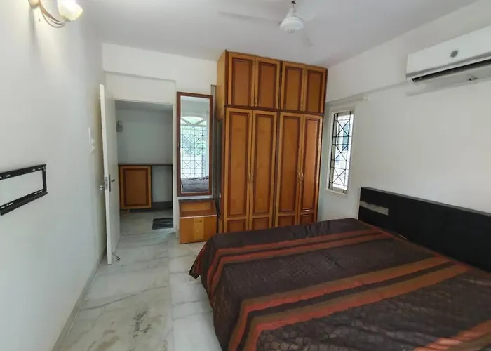 Appartement à 3 Chambres à Coucher